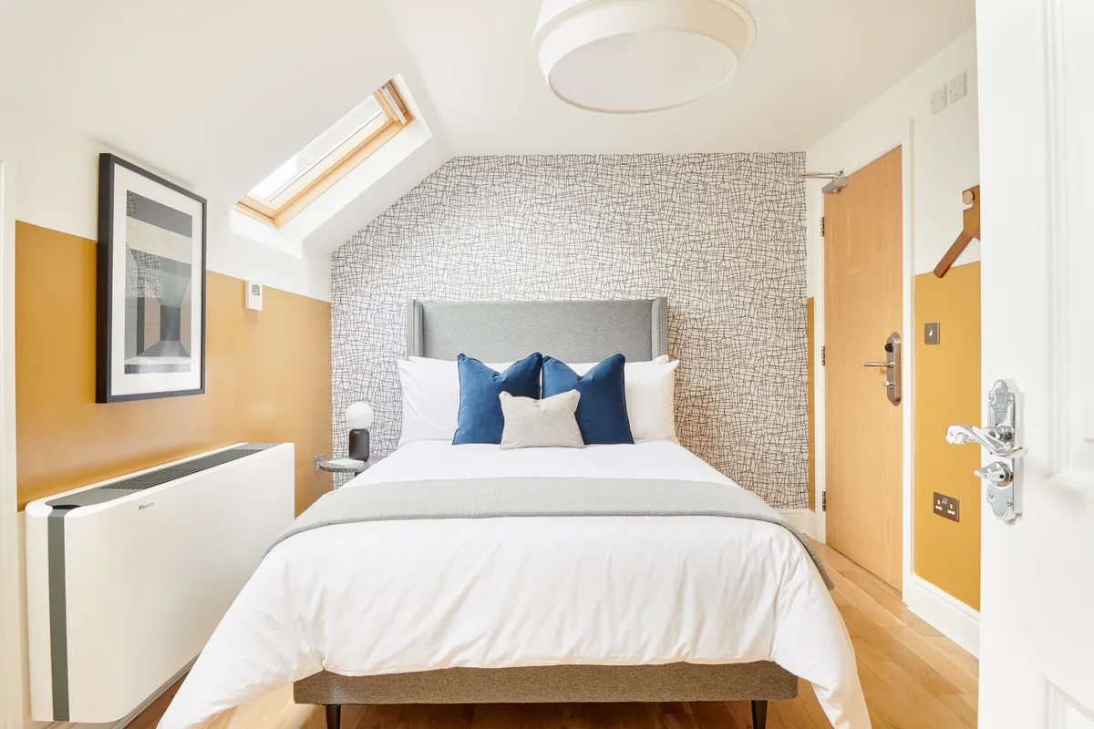 Standard Double Room — photo 1 of 15
